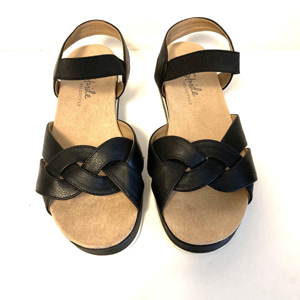 Life Stride Zuri Black Strappy Sandals Size 7.5 W/Comfort Low Heel